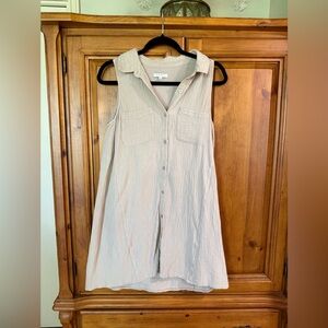 Z Supply Light Beige cotton Textured Button dress - super easy to travel with.